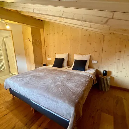 Chalet Des Freinets : Proche Centre De Et Au Calme *