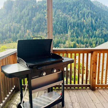 Des Freinets : Proche Centre De Et Au Calme Chalet *